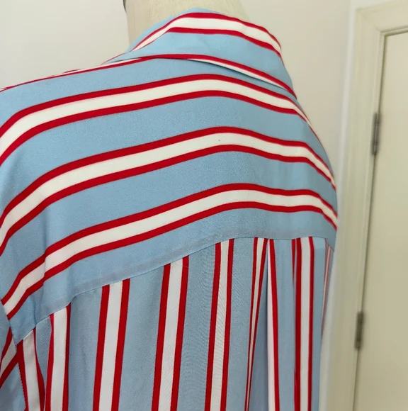 Alice+olivia DIMITRA OVERSIZED BUTTON DOWN - Picture 11 of 15